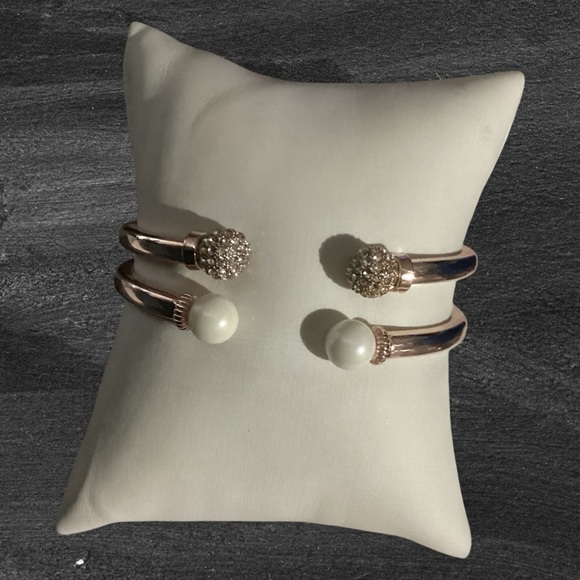 Charter Club Gold and White Bracelet Set - Picture 1 of 5